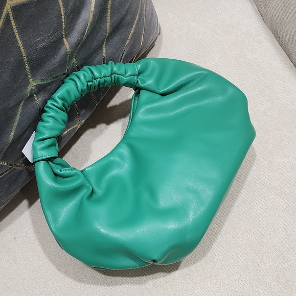 NEW!! The Drop Women's Addison Soft Volume Green Faux Leather Top-Handle Bag,NWT - Picture 5 of 5